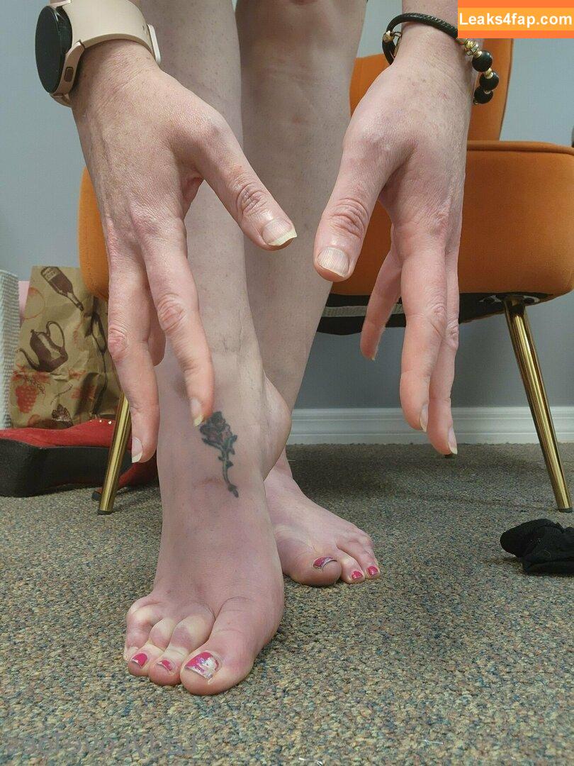 ladylovetoes / ladytoess leaked photo photo #0034