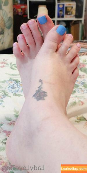 ladylovetoes фото #0042