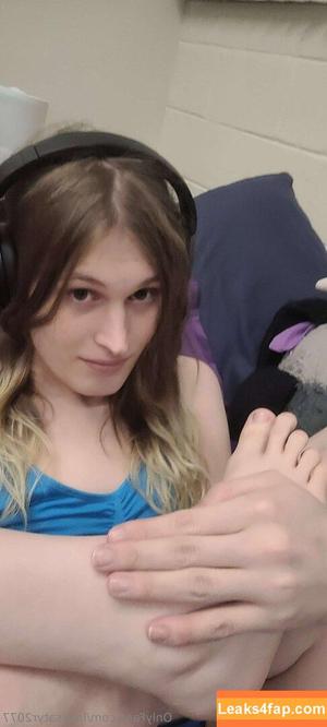 ladysatyr2077 photo #0002