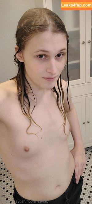 ladysatyr2077 photo #0012