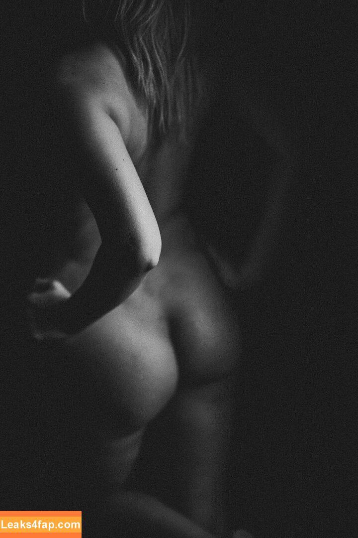 laila_laurent / itslailalaurent leaked photo photo #0060