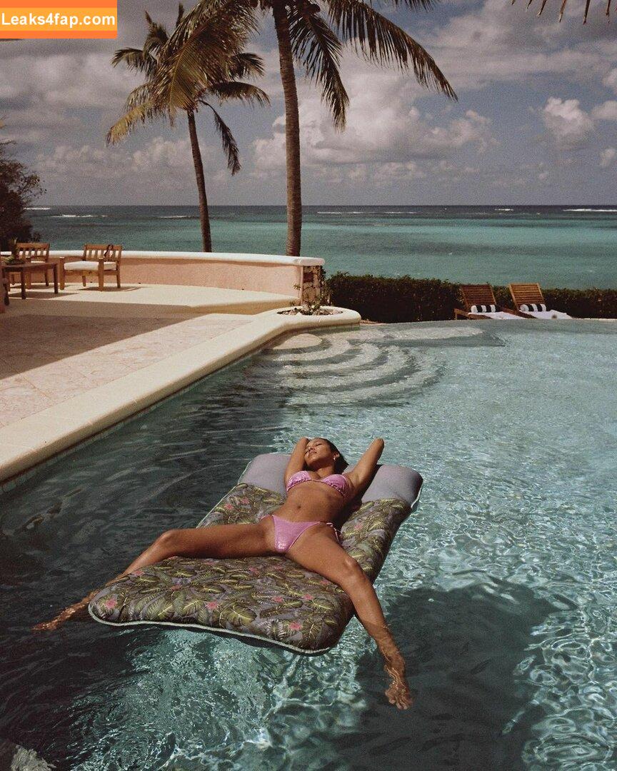 Lais Ribeiro / Lalaribeiro16 / girib / laisribeiro leaked photo photo #0100