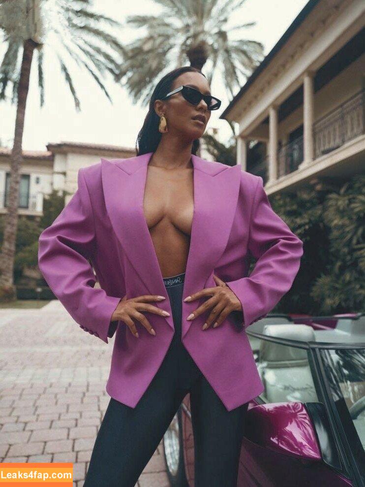 Lais Ribeiro / Lalaribeiro16 / girib / laisribeiro leaked photo photo #0130