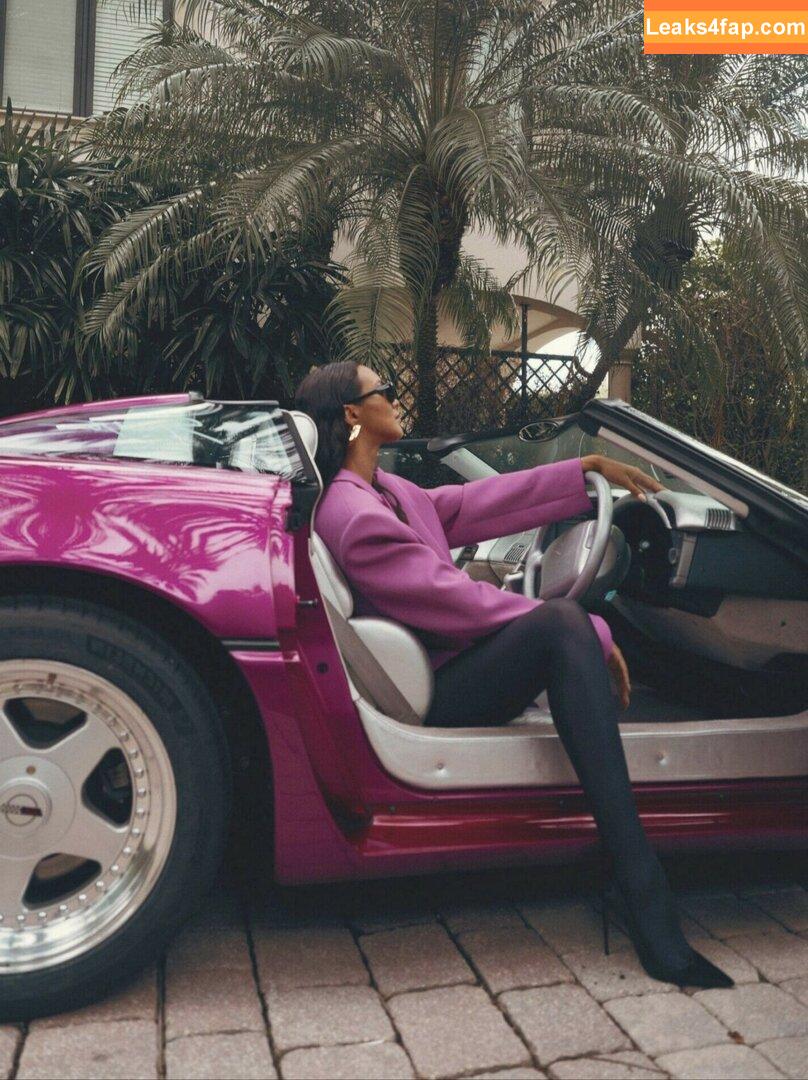 Lais Ribeiro / Lalaribeiro16 / girib / laisribeiro leaked photo photo #0134