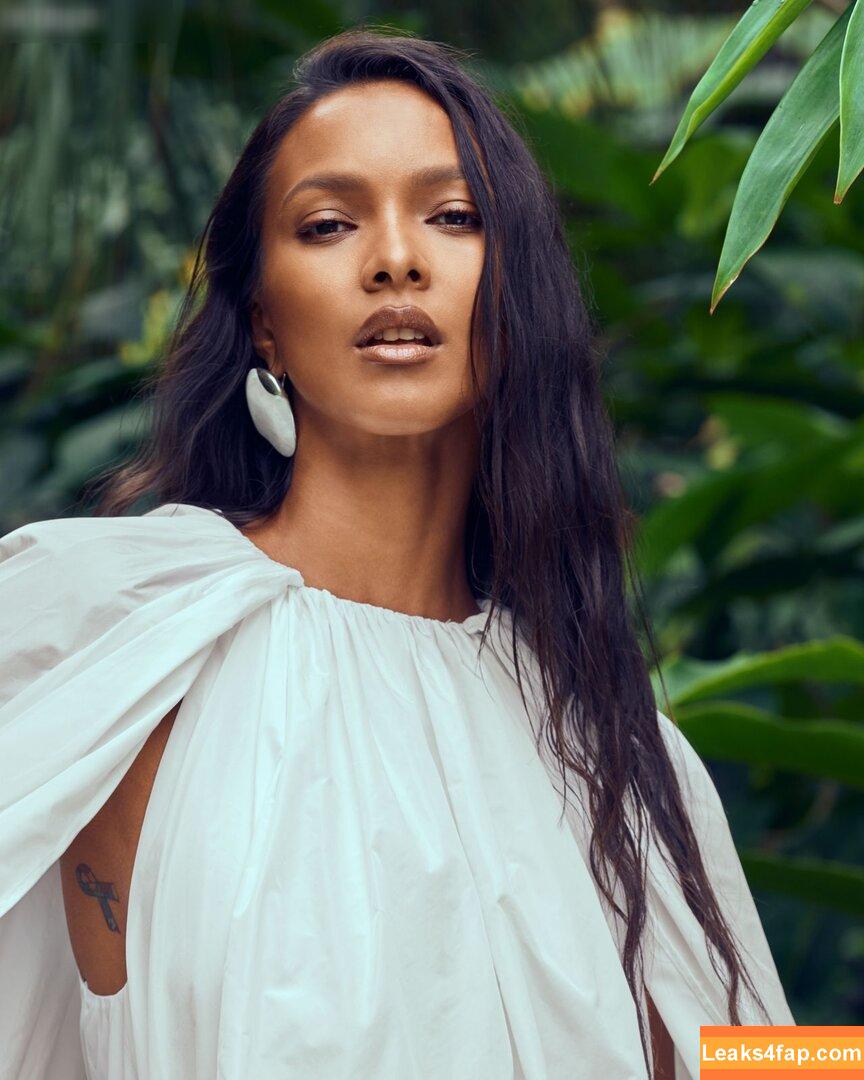 Lais Ribeiro / Lalaribeiro16 / girib / laisribeiro слитое фото фото #0275