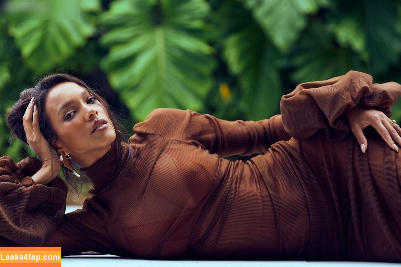 Lais Ribeiro / Lalaribeiro16 / girib / laisribeiro leaked photo photo #0285
