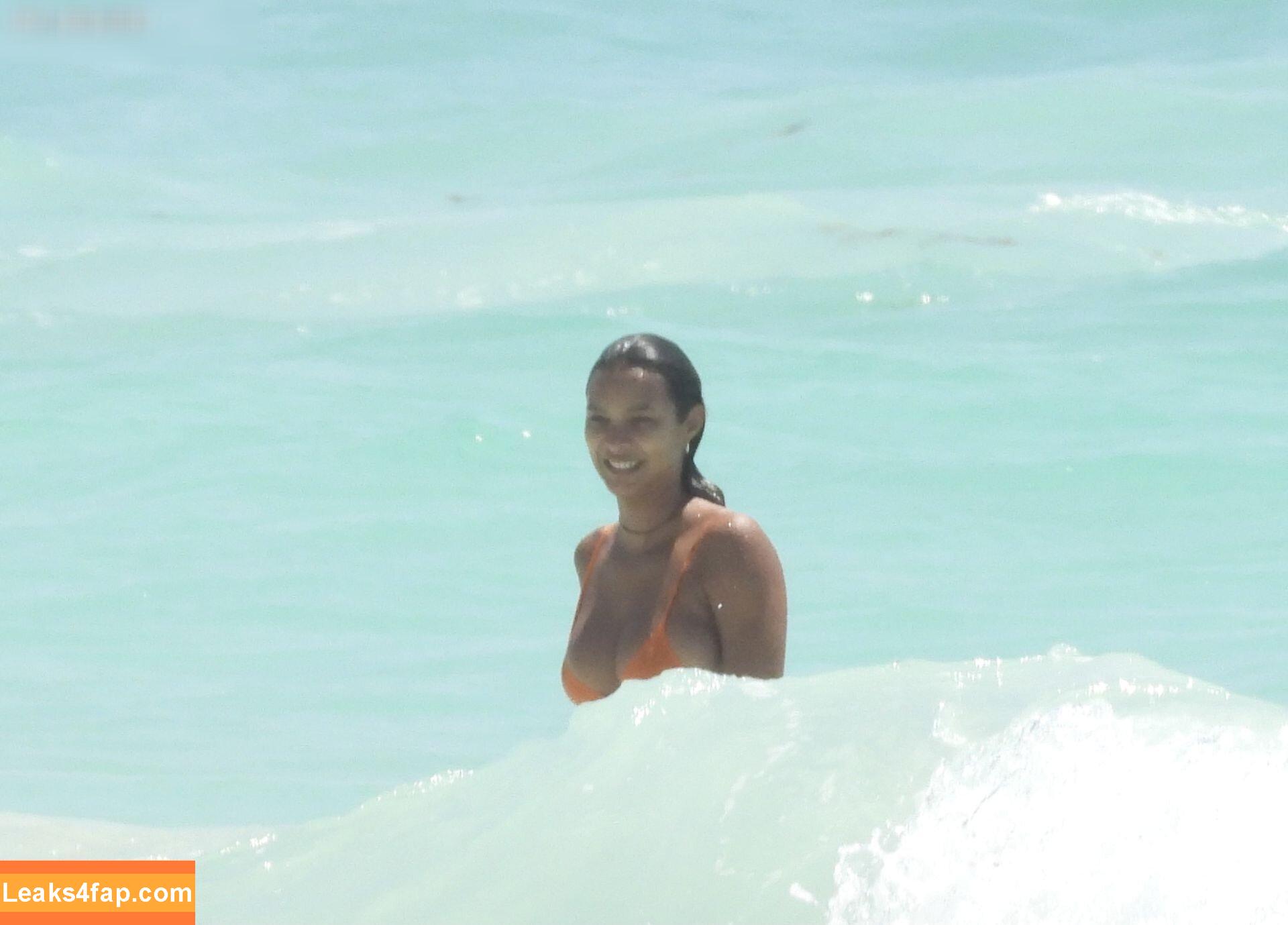 Lais Ribeiro / Lalaribeiro16 / girib / laisribeiro leaked photo photo #0294