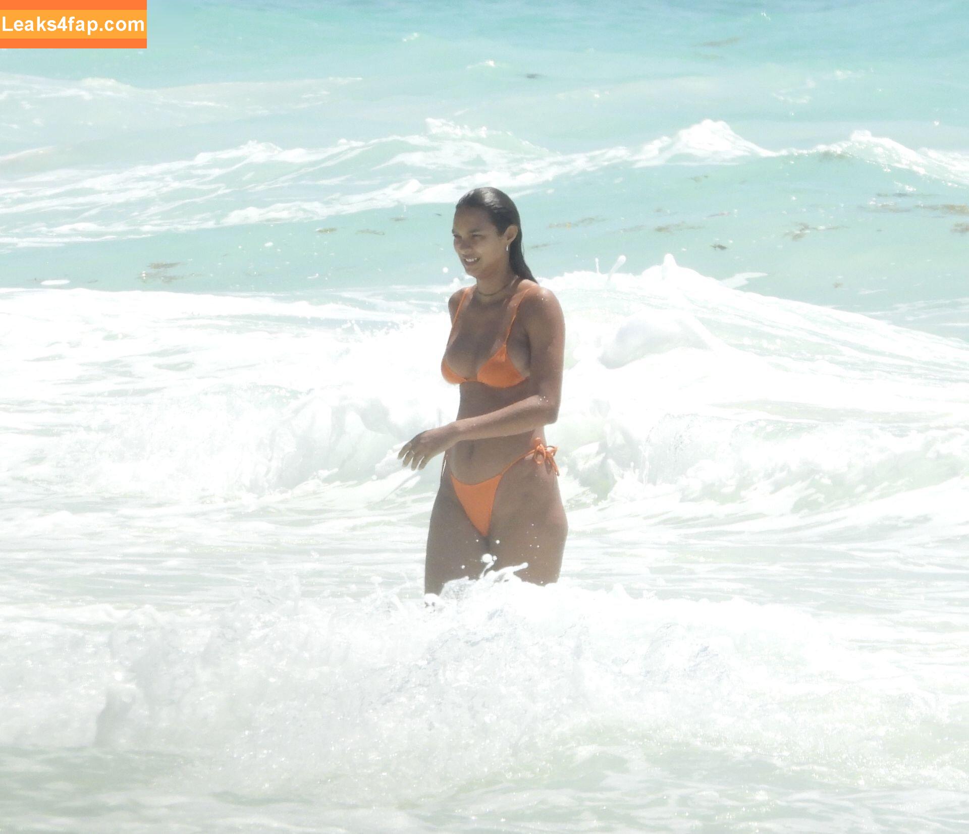 Lais Ribeiro / Lalaribeiro16 / girib / laisribeiro leaked photo photo #0295