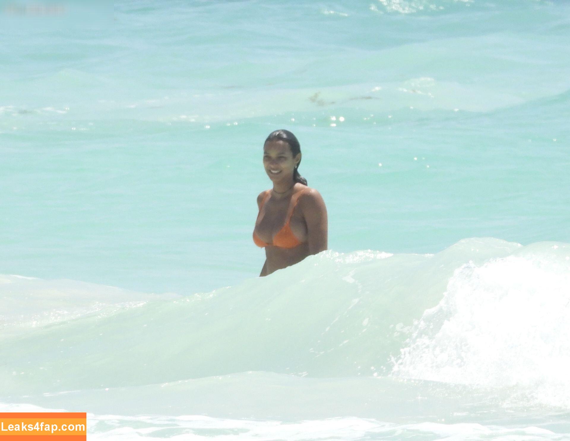 Lais Ribeiro / Lalaribeiro16 / girib / laisribeiro leaked photo photo #0313