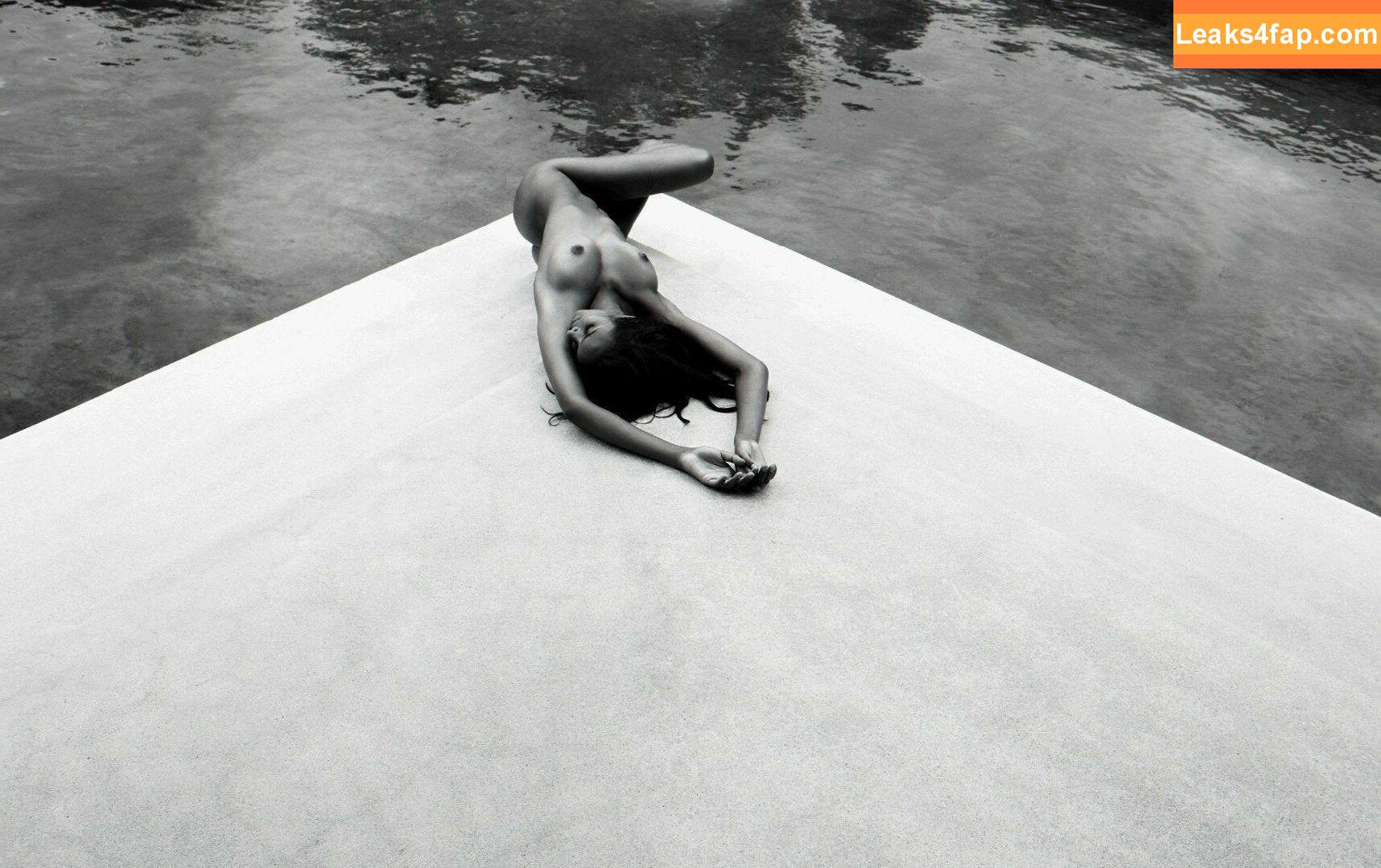 Lais Ribeiro / Lalaribeiro16 / girib / laisribeiro leaked photo photo #0353