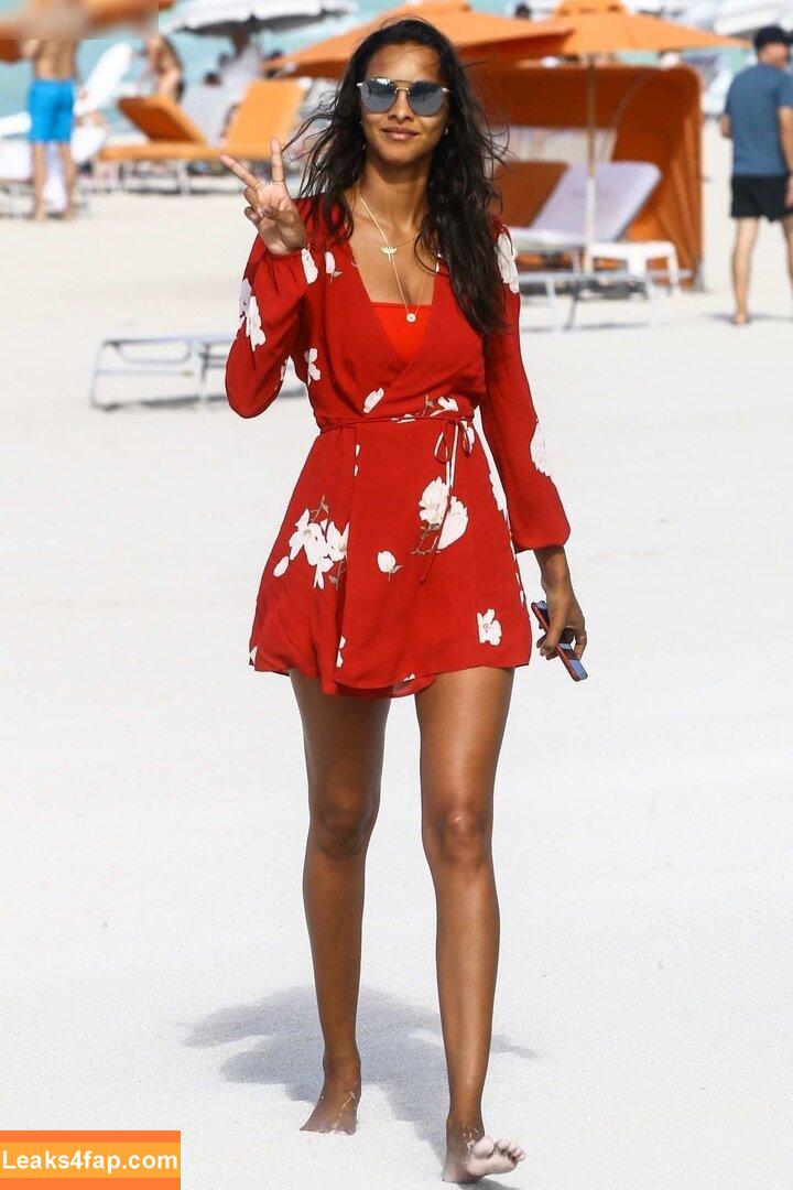 Lais Ribeiro / Lalaribeiro16 / girib / laisribeiro leaked photo photo #0401