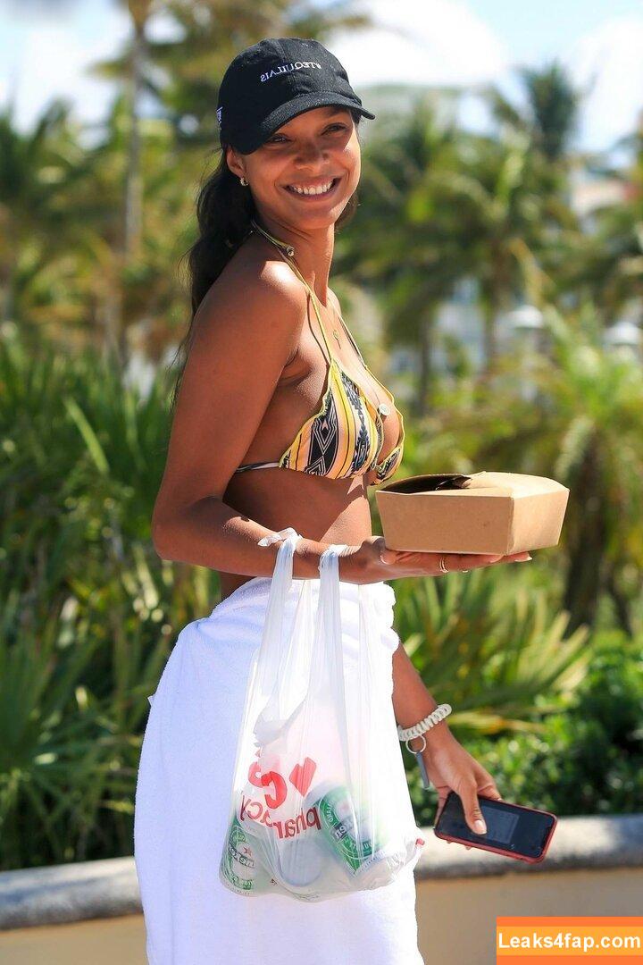 Lais Ribeiro / Lalaribeiro16 / girib / laisribeiro leaked photo photo #0418