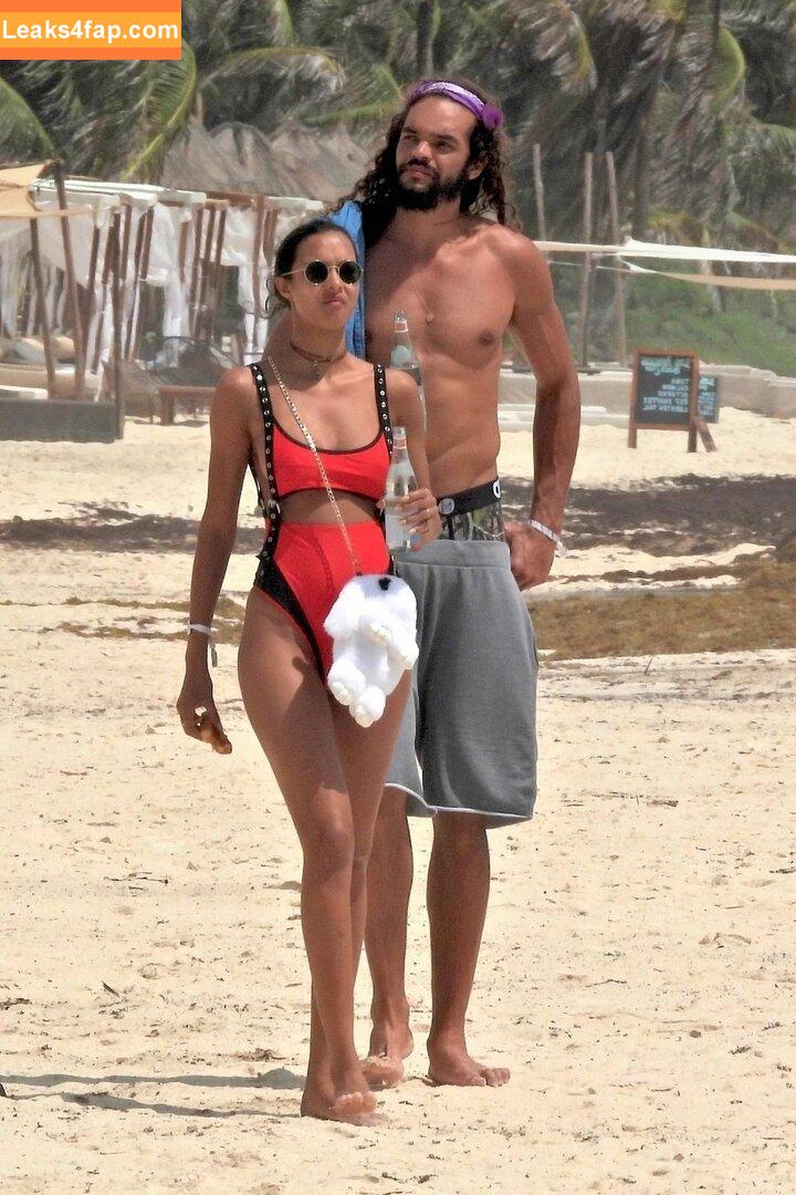 Lais Ribeiro / Lalaribeiro16 / girib / laisribeiro leaked photo photo #0661