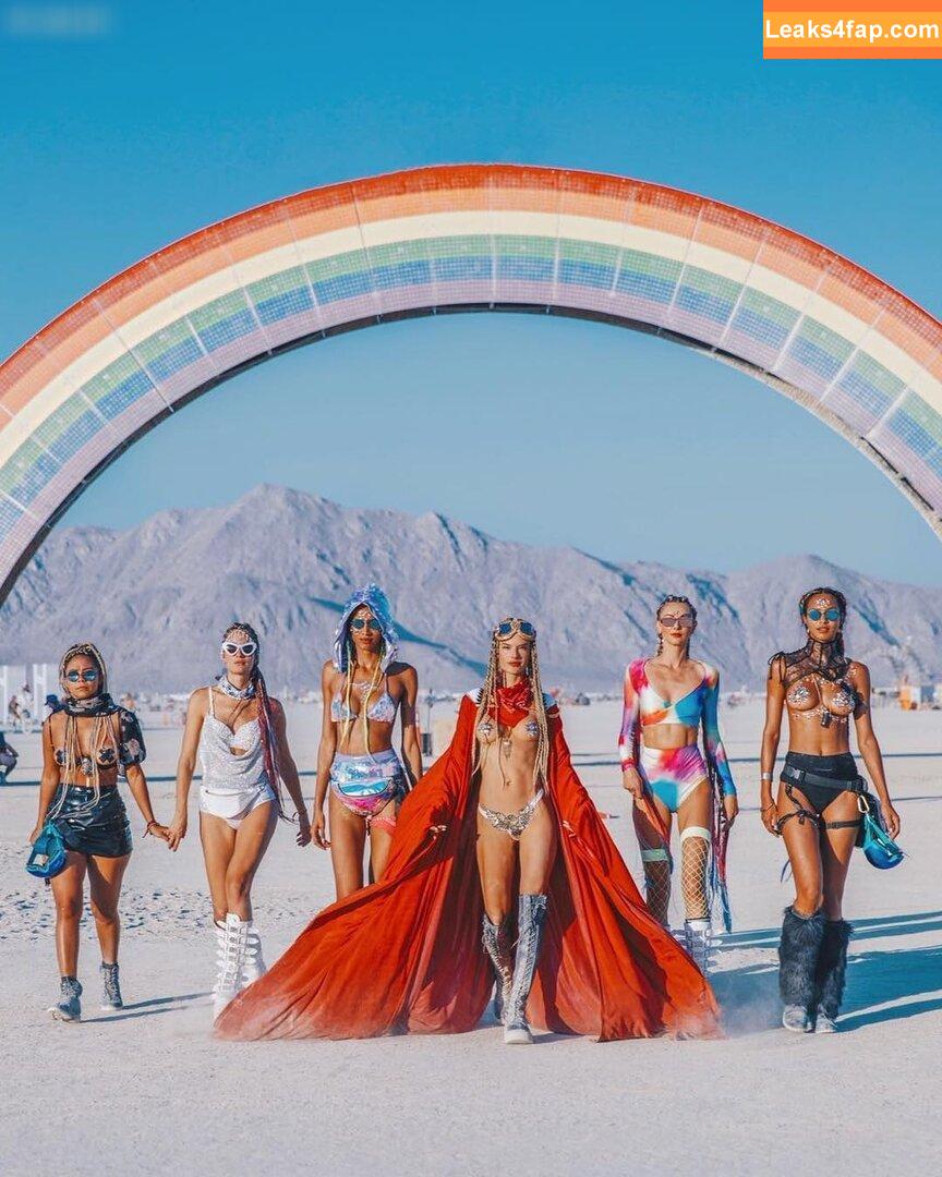 Lais Ribeiro / Lalaribeiro16 / girib / laisribeiro leaked photo photo #0670