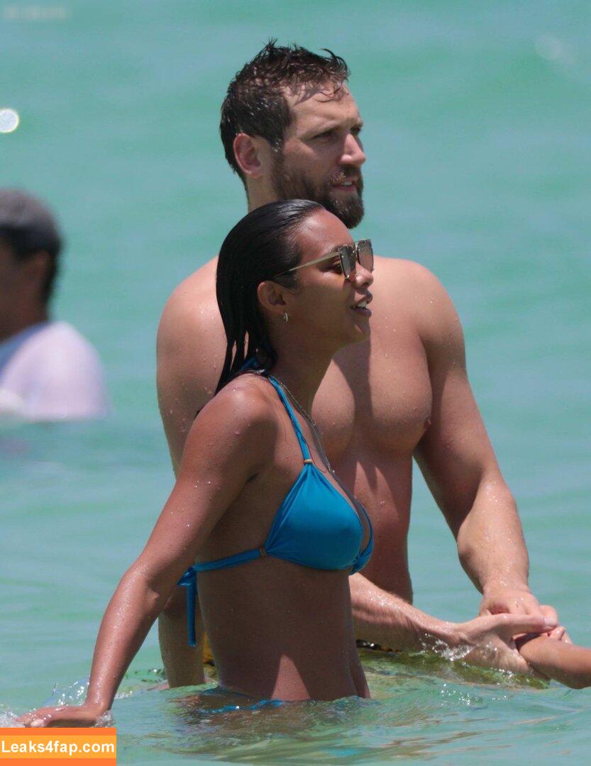 Lais Ribeiro / Lalaribeiro16 / girib / laisribeiro leaked photo photo #0682