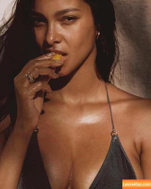 Lais Ribeiro photo #0097