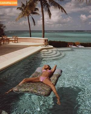 Lais Ribeiro photo #0100