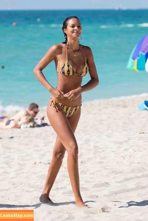 Lais Ribeiro photo #0412