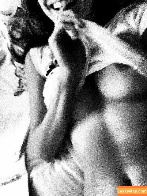 Lake Bell / jessbelll1 / lakebell leaked photo photo #0016