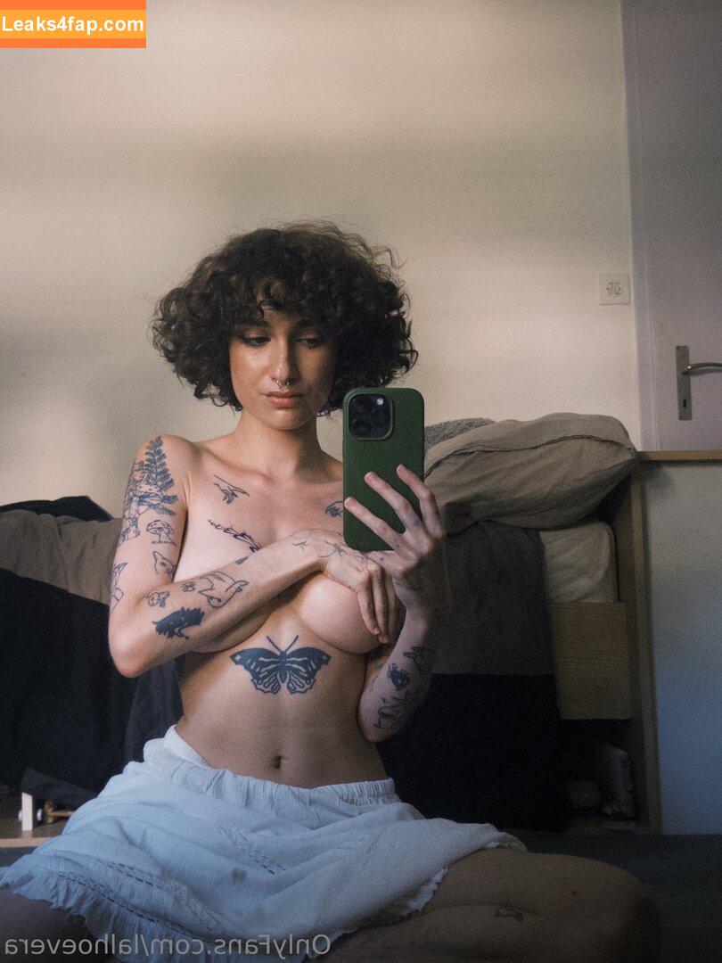 Lalhoevera / lalhoe.vera leaked photo photo #0021