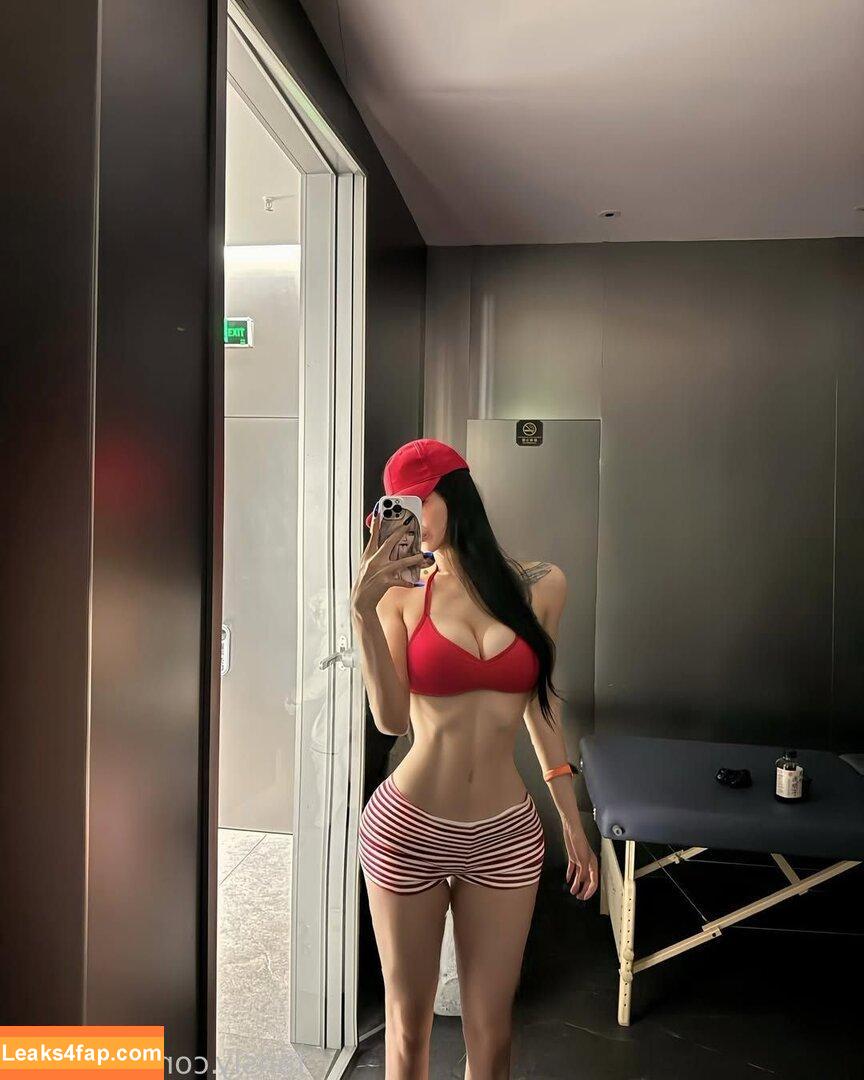 lalily.xo /  leaked photo photo #0006