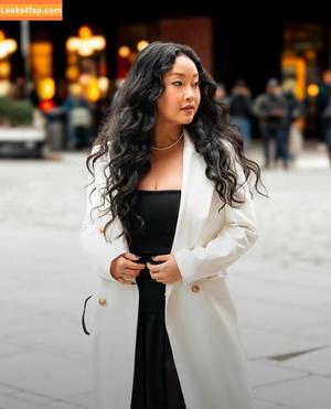 Lana Condor photo #0340