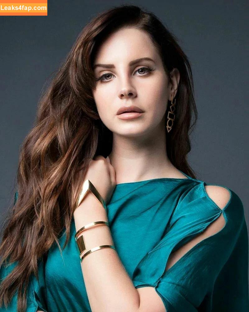 Lana Del Rey / lanadelreypictures / lanaraybabyx слитое фото фото #0055