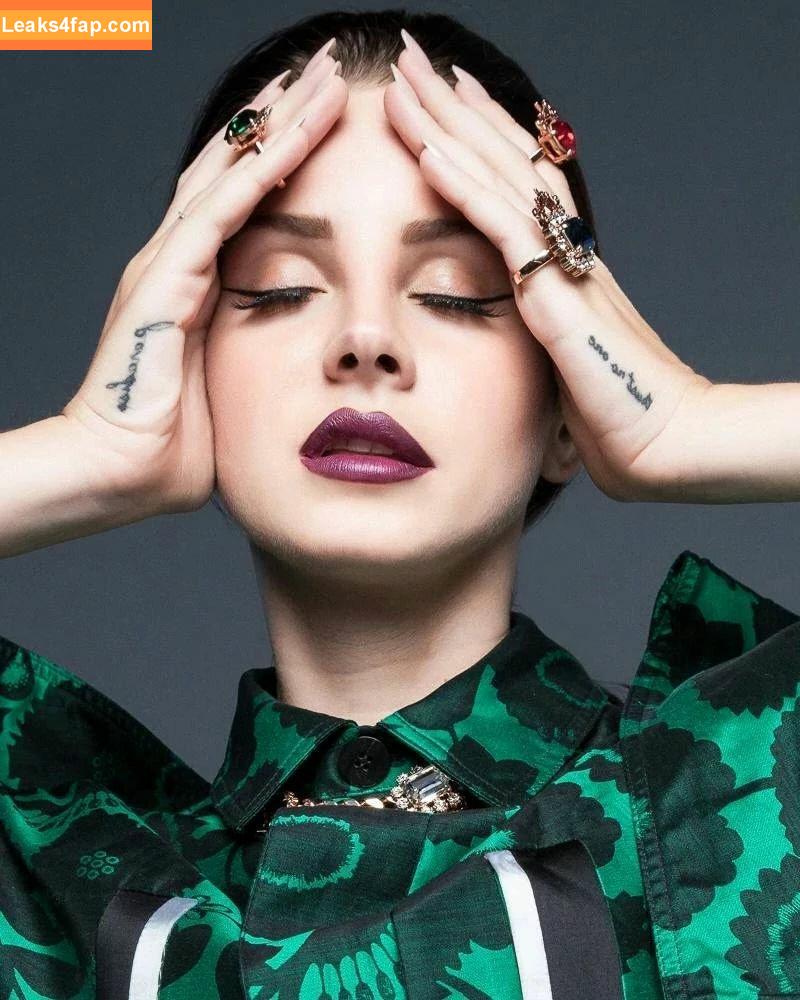 Lana Del Rey / lanadelreypictures / lanaraybabyx слитое фото фото #0056