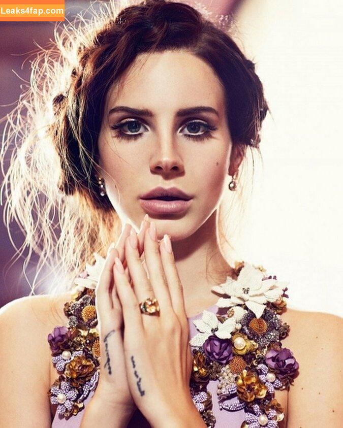 Lana Del Rey / lanadelreypictures / lanaraybabyx слитое фото фото #0070