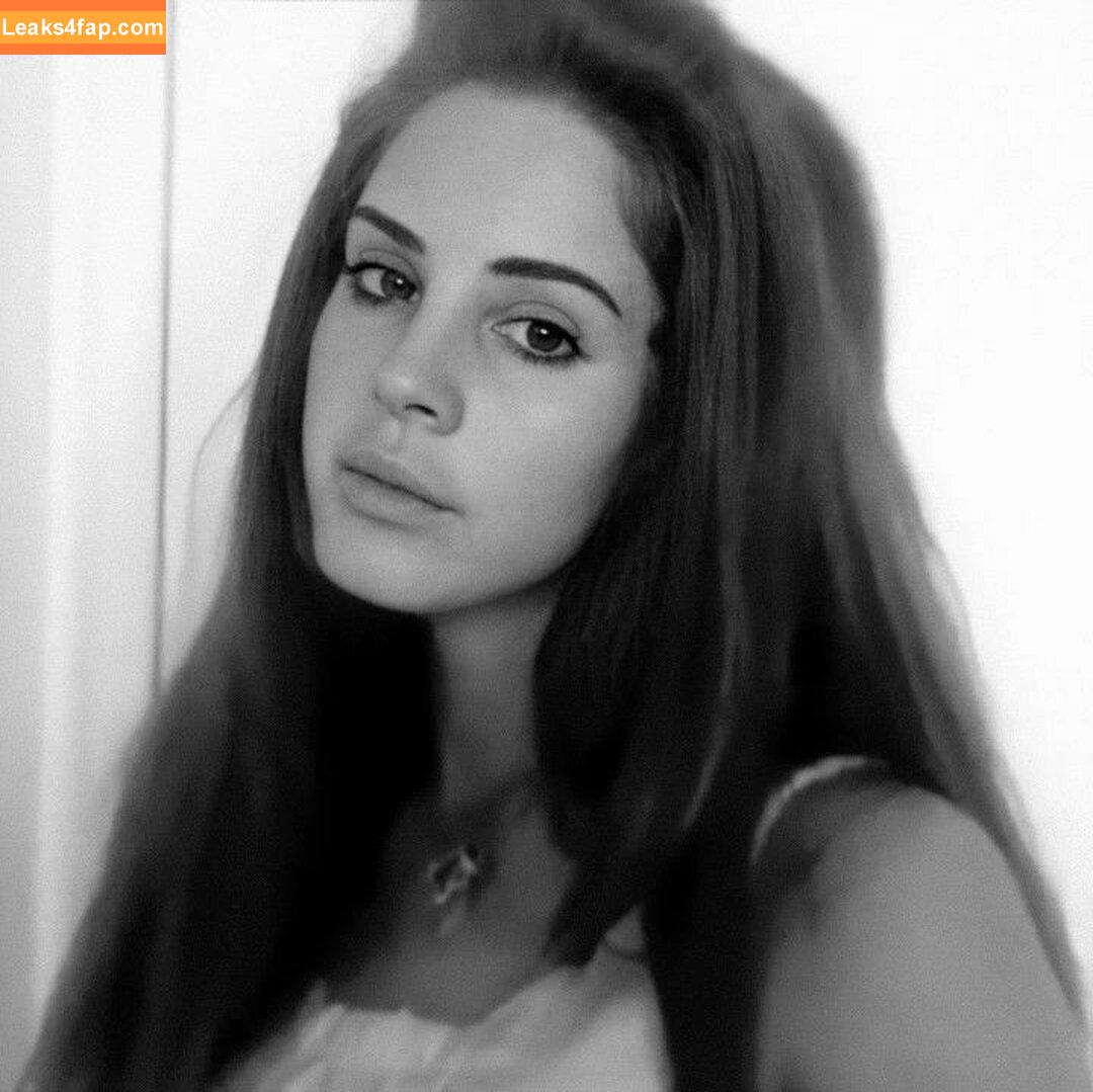 Lana Del Rey / lanadelreypictures / lanaraybabyx слитое фото фото #0074