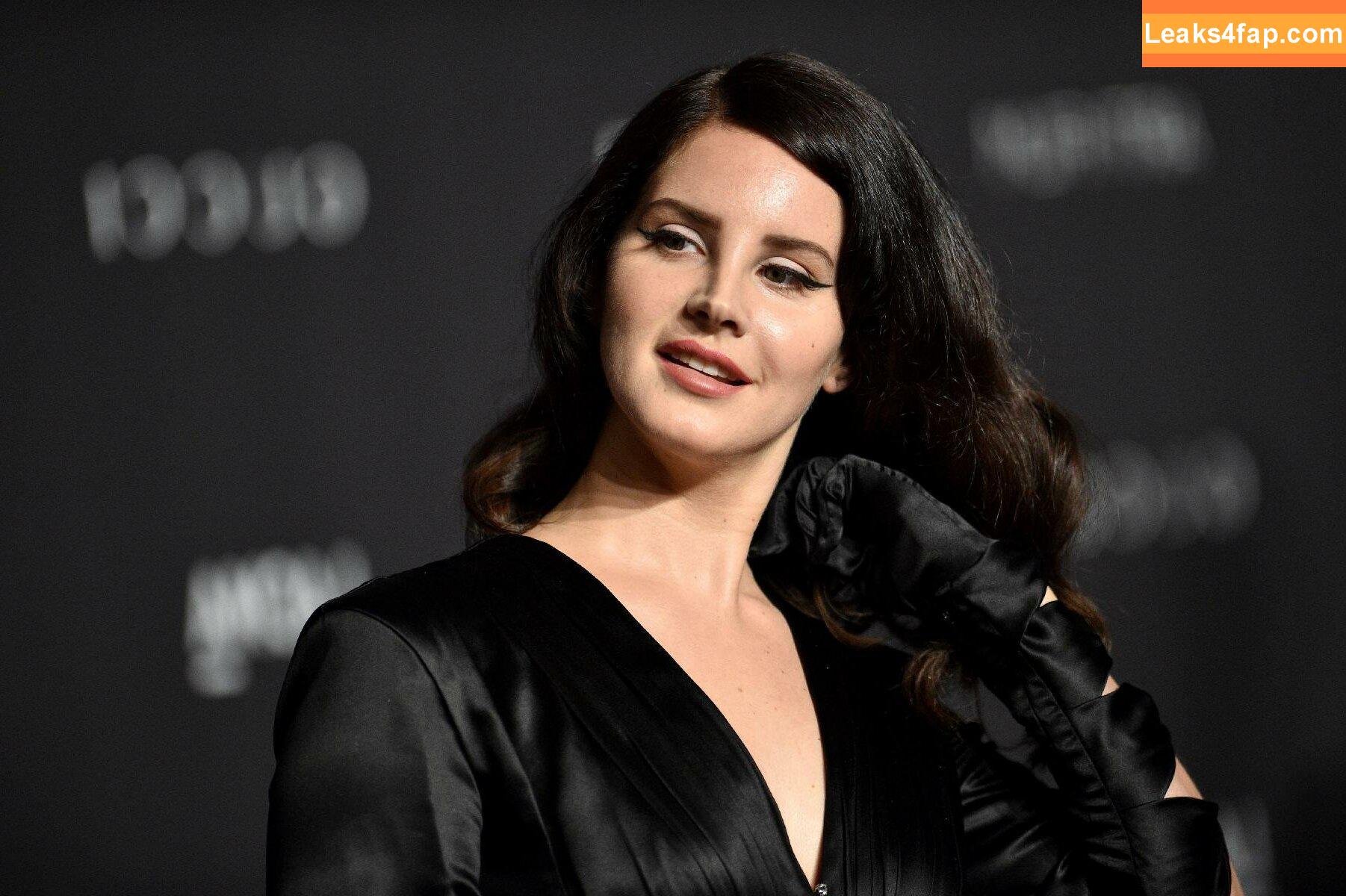 Lana Del Rey / lanadelreypictures / lanaraybabyx слитое фото фото #0094