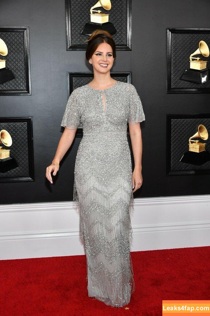 Lana Del Rey / lanadelreypictures / lanaraybabyx слитое фото фото #0119