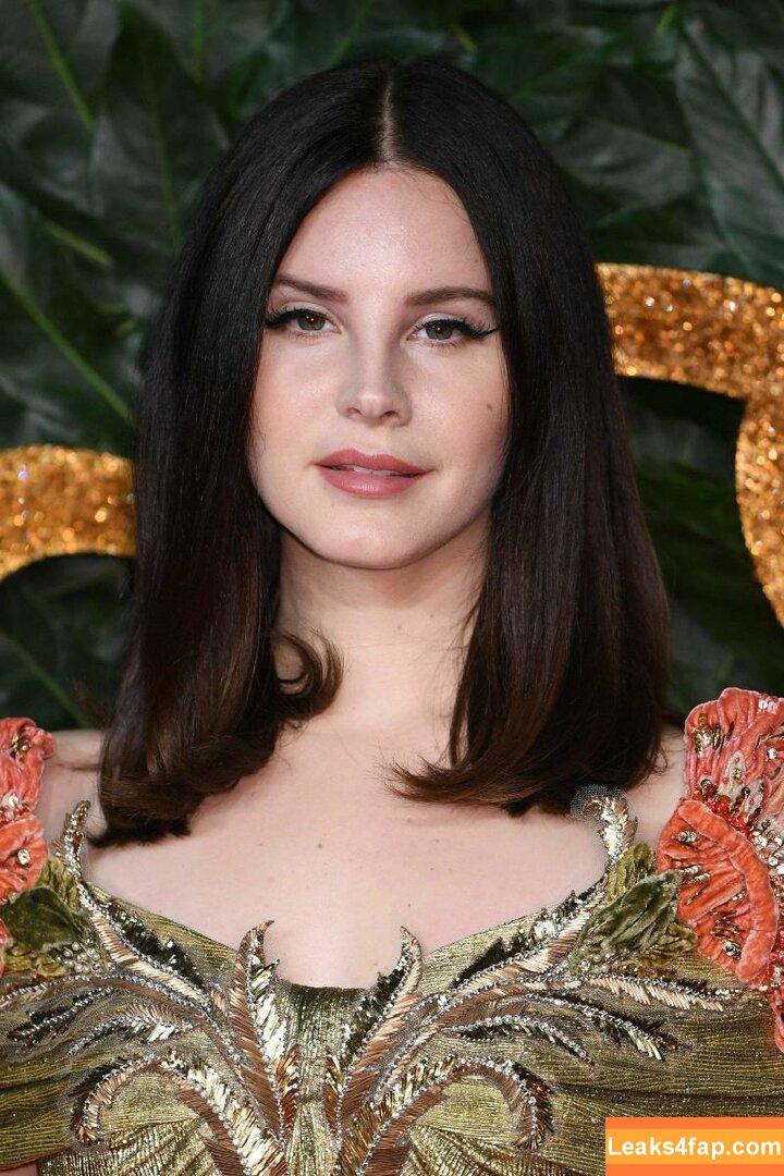 Lana Del Rey / lanadelreypictures / lanaraybabyx слитое фото фото #0127