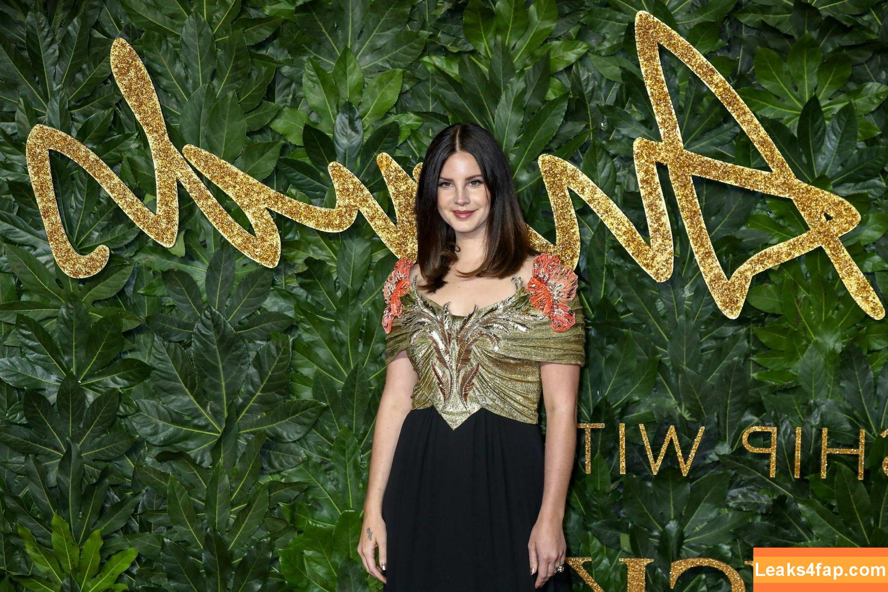 Lana Del Rey / lanadelreypictures / lanaraybabyx слитое фото фото #0130