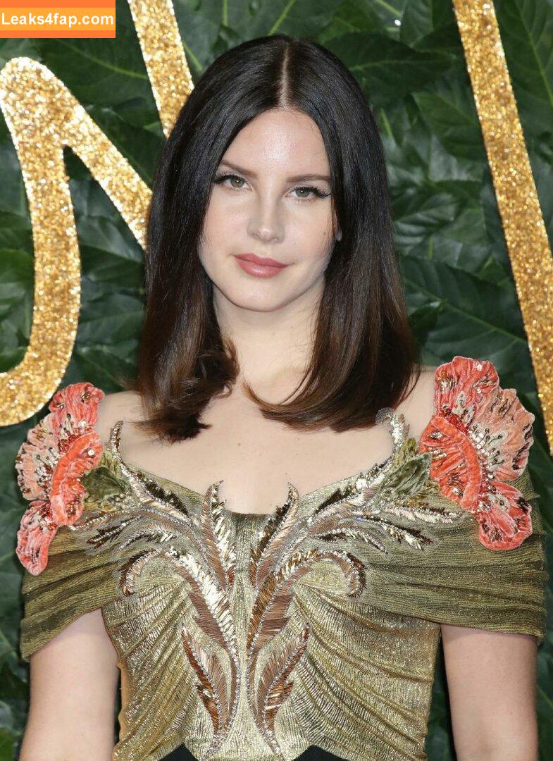 Lana Del Rey / lanadelreypictures / lanaraybabyx слитое фото фото #0135