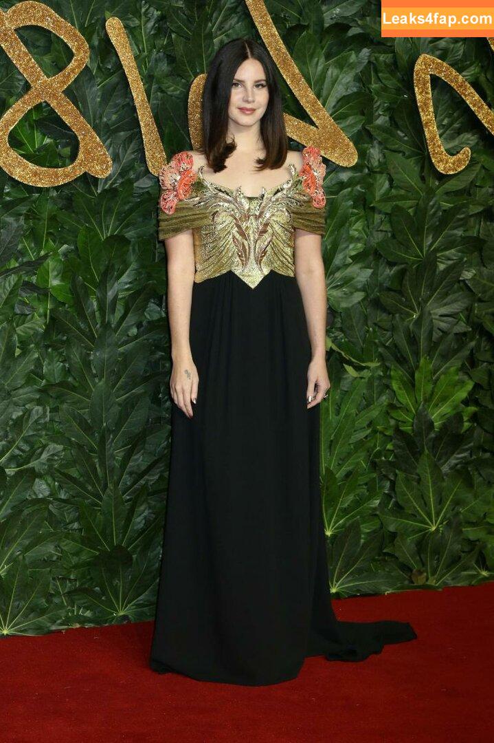 Lana Del Rey / lanadelreypictures / lanaraybabyx слитое фото фото #0167