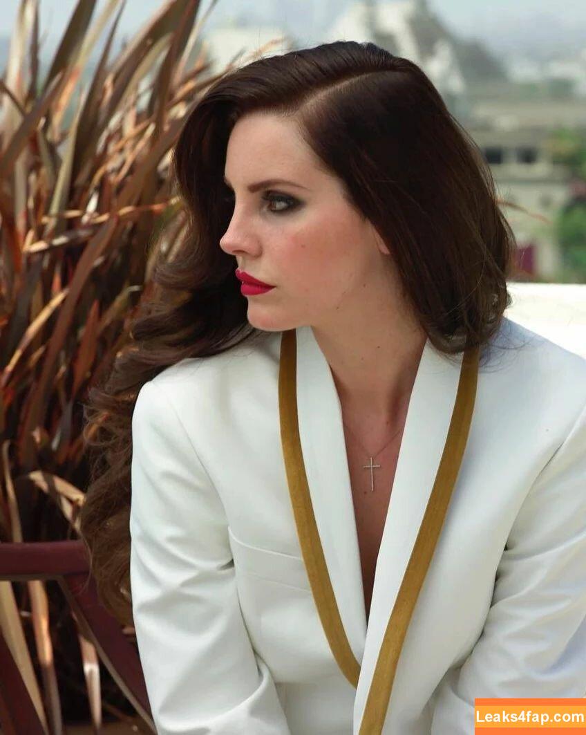 Lana Del Rey / lanadelreypictures / lanaraybabyx слитое фото фото #0175