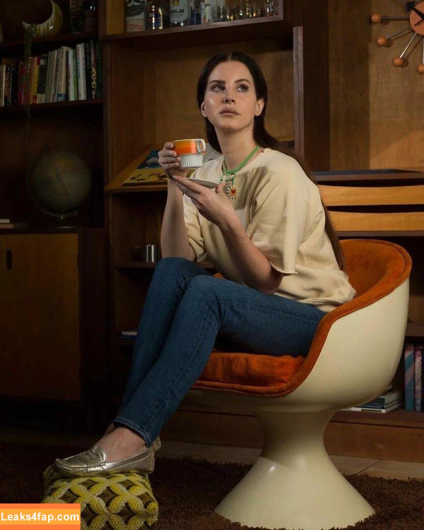 Lana Del Rey / lanadelreypictures / lanaraybabyx слитое фото фото #0180