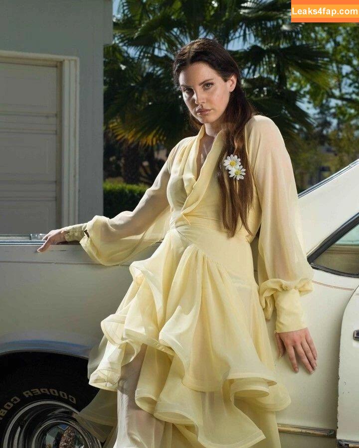 Lana Del Rey / lanadelreypictures / lanaraybabyx слитое фото фото #0186