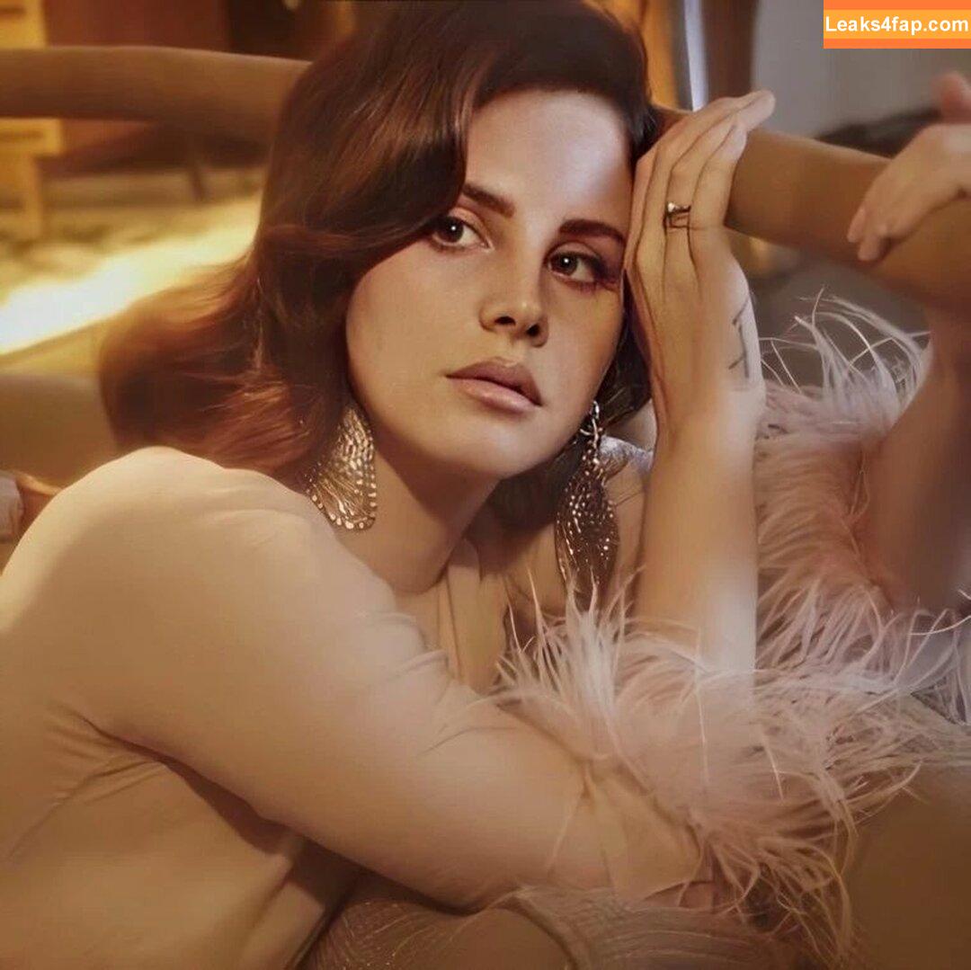 Lana Del Rey / lanadelreypictures / lanaraybabyx слитое фото фото #0187