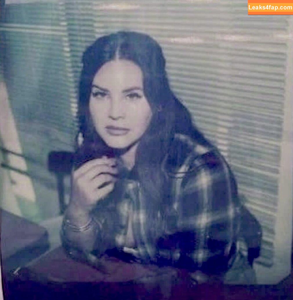 Lana Del Rey / lanadelreypictures / lanaraybabyx leaked photo photo #0437
