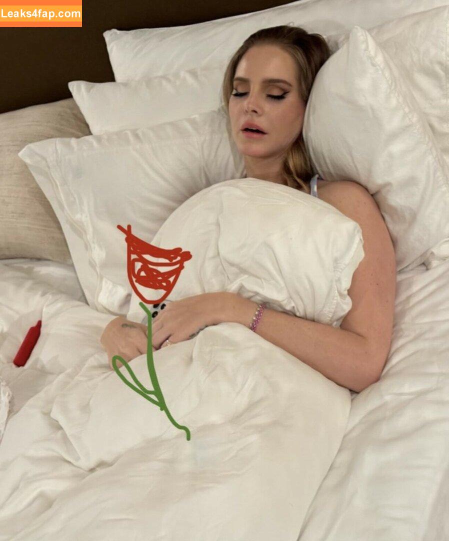 Lana Del Rey / lanadelreypictures / lanaraybabyx leaked photo photo #0753