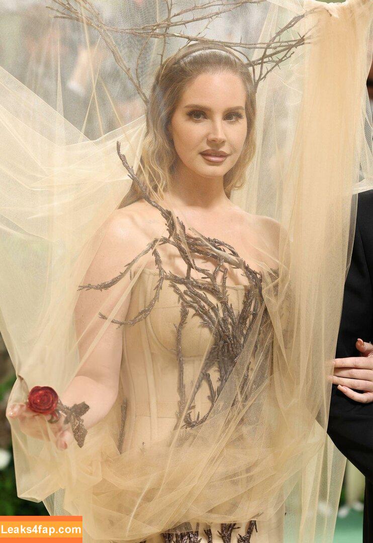 Lana Del Rey / lanadelreypictures / lanaraybabyx leaked photo photo #0755