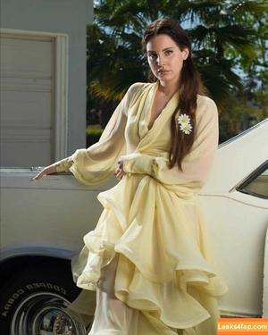 Lana Del Rey фото #0210