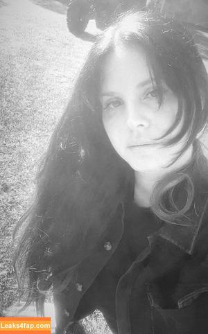 Lana Del Rey photo #0517