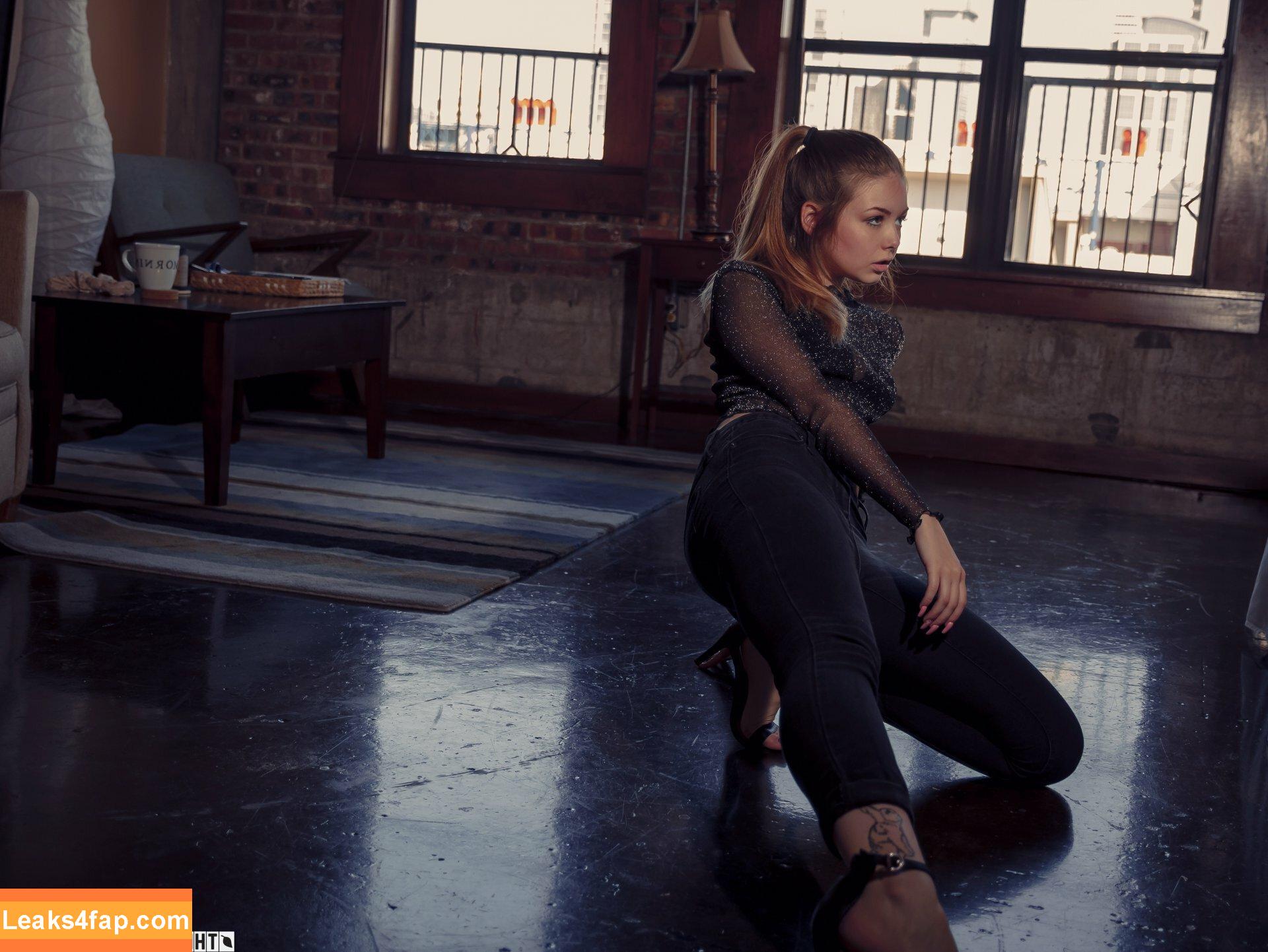 Lana Lea / thelanalea leaked photo photo #0023