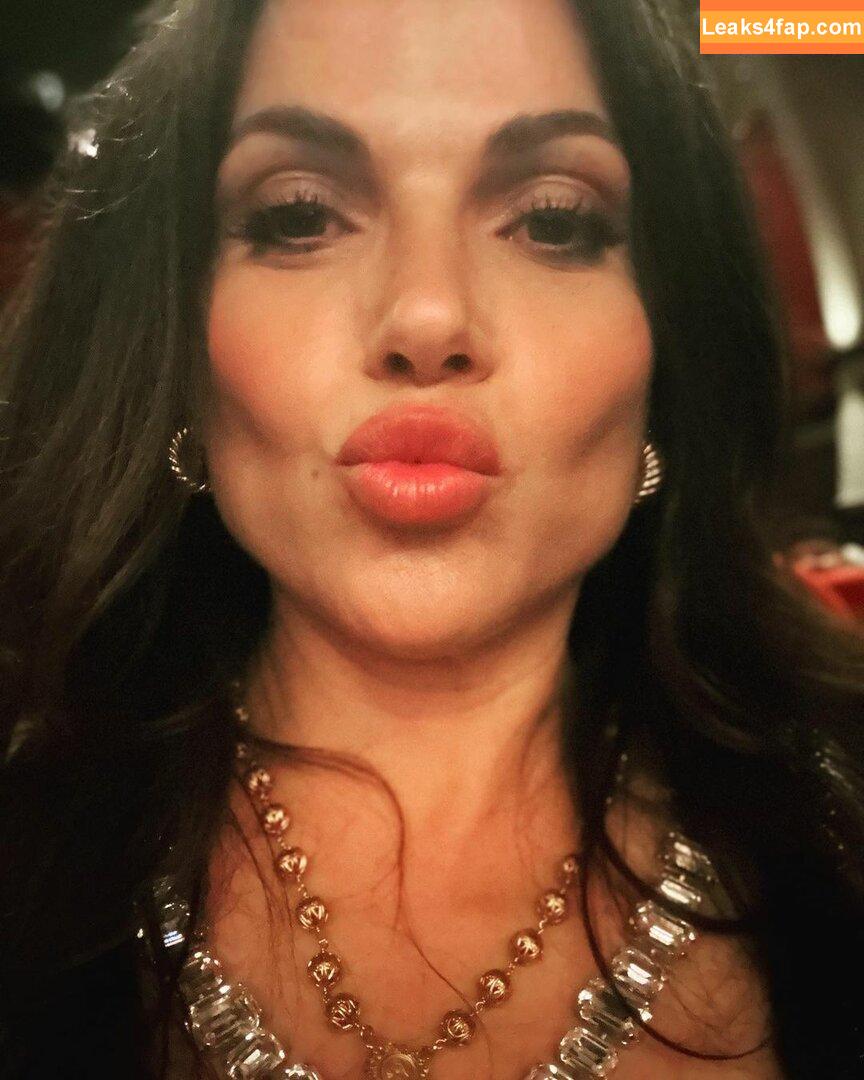 Lana Parilla / lanaparrilla leaked photo photo #0012