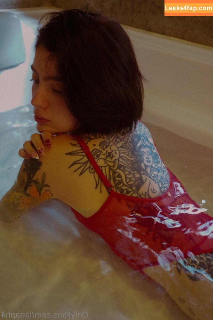 lanaph4 /  leaked photo photo #0040