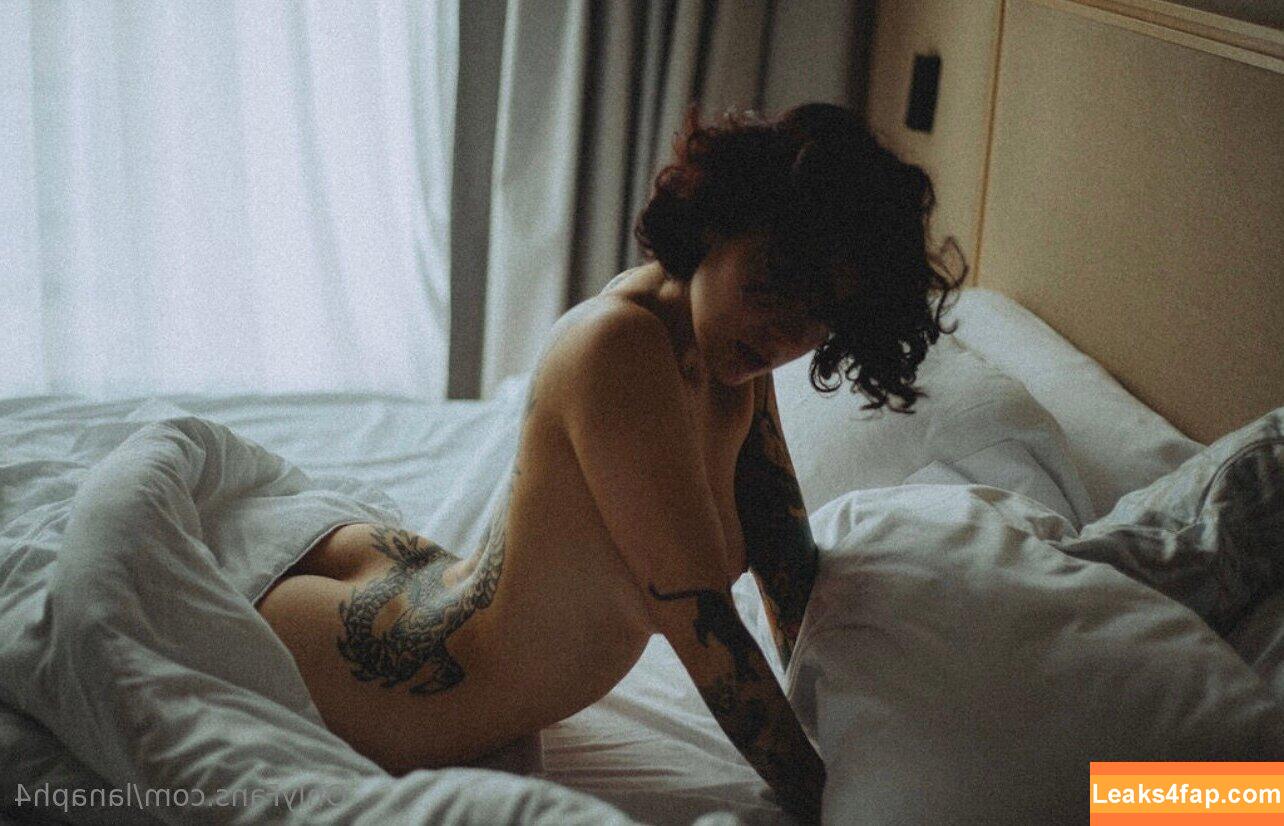 lanaph4 /  leaked photo photo #0042