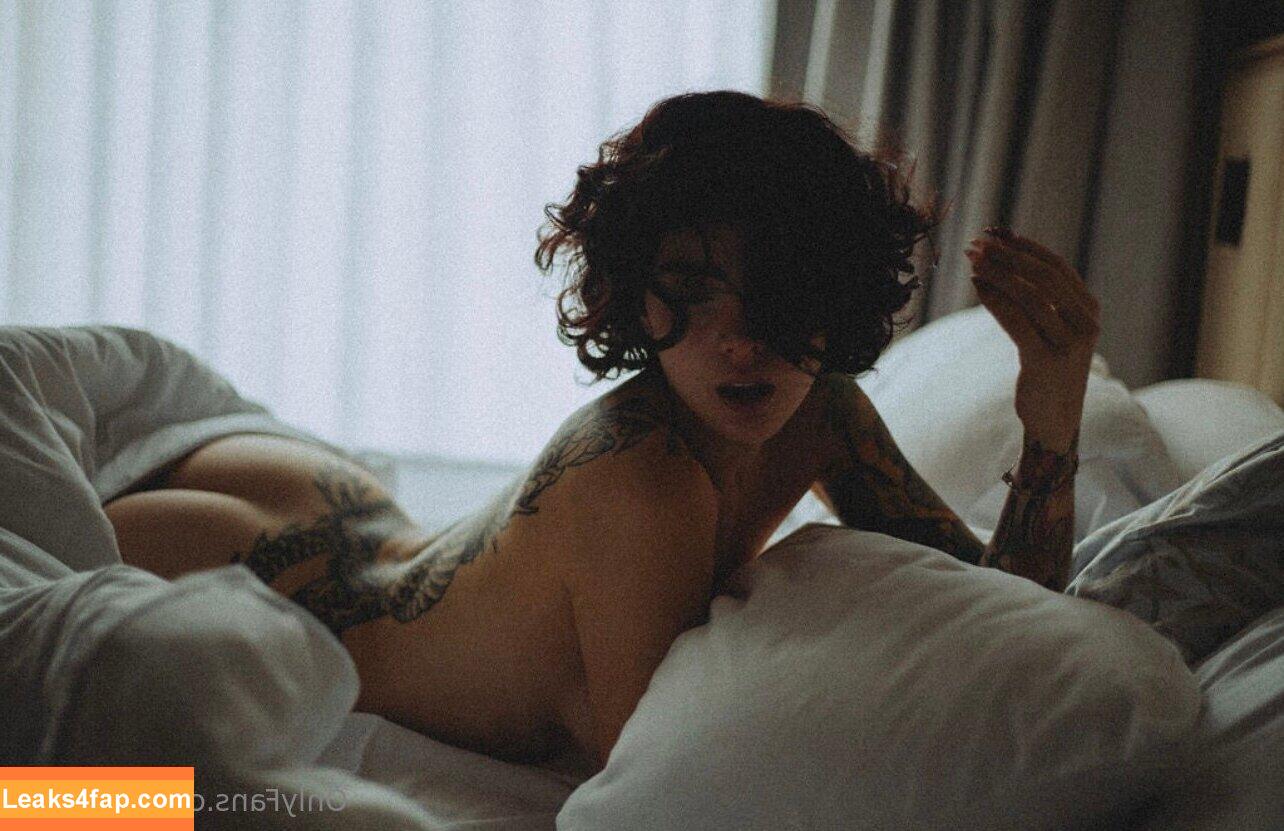 lanaph4 /  leaked photo photo #0043